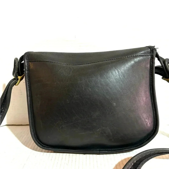 Black vintage leather crossbody bag - Picture 3 of 6